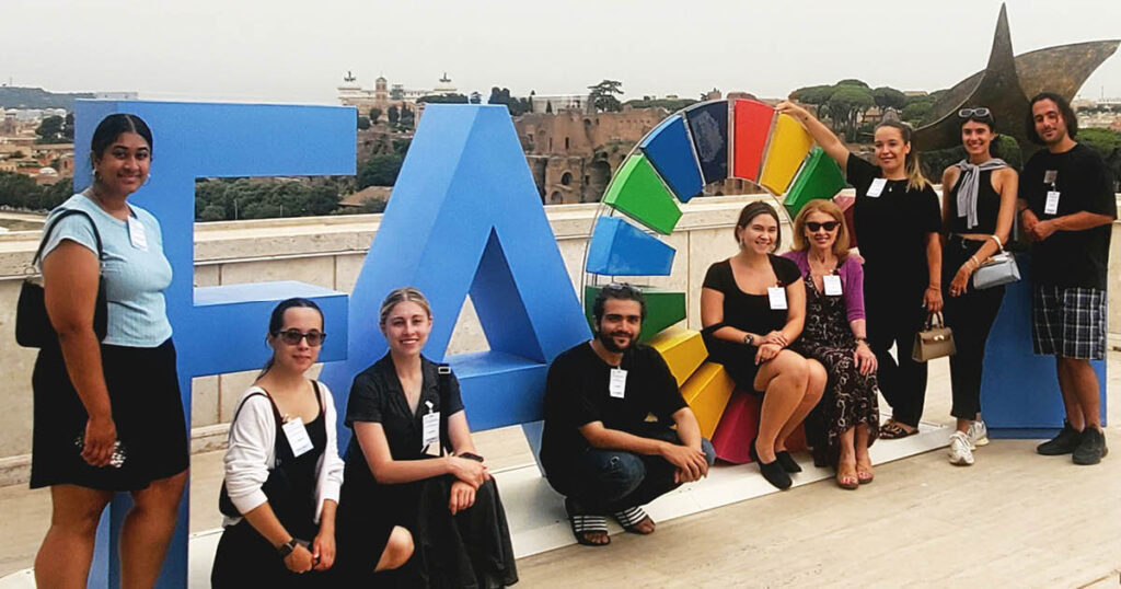 Professor Lynn Su and NYLS students in Rome