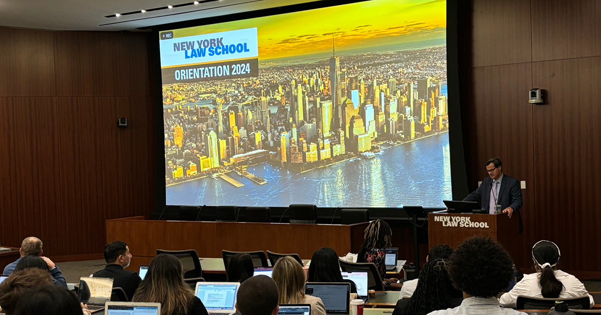 Anthony Crowell speaking at orientation