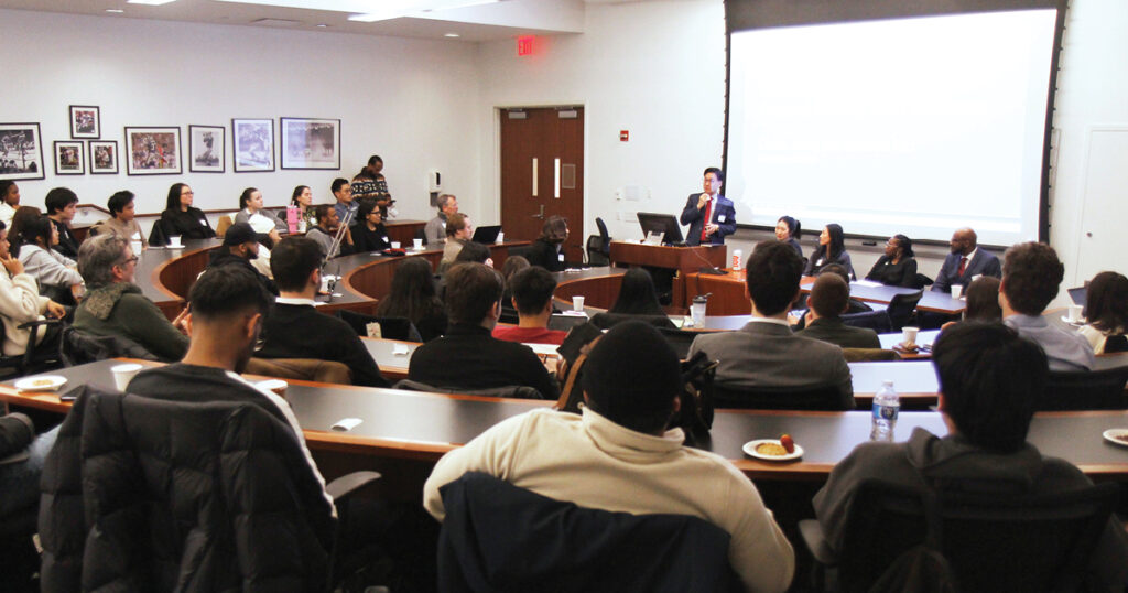 Professor Jae Hyung Ryu speaking at the small business forum